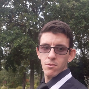 Louanes - Prof d'aide aux devoirs - Saint-Chamond