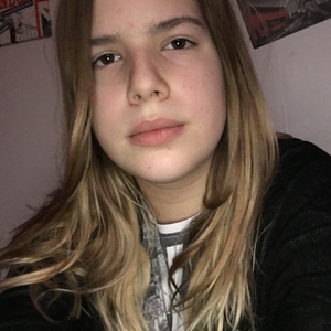 Chloe - Prof d'aide aux devoirs - La Roche-sur-Yon