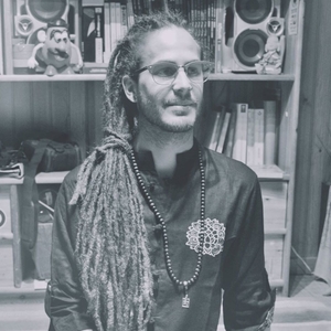 Romain - Prof de yoga - Neuilly-en-Thelle