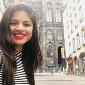 Vanisha - Prof de fle - français langue étrangère - Mumbai