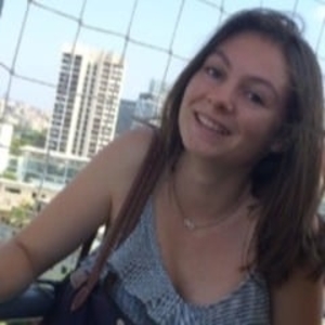 Chloé - Prof de français - Bruz