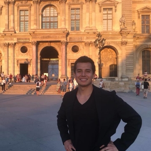 Francisco - Prof d'anglais - Levallois-Perret