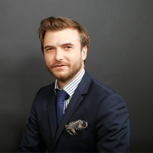 Felix - Prof de finance - Ostwald