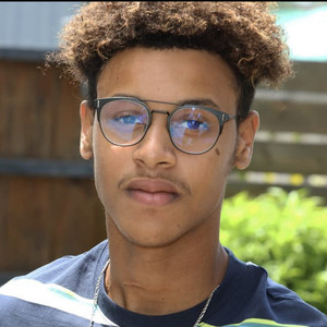 Noam - Prof de maths - Antony