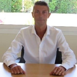 ANTHONY - Prof de comptabilité - Uzès