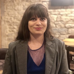Agathe - Prof d'économie - Ornans