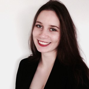 Victoria - Prof de management et gestion d'entreprise - Paris