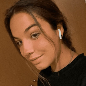 Lucie - Prof de gestion comptable - Bron