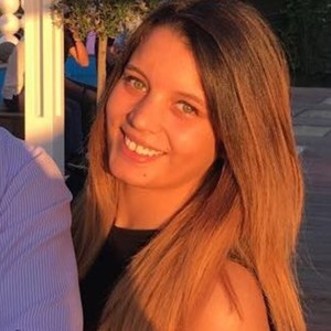 Amy-Eva - Prof de français - Genève