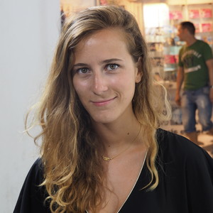 Mercedes - Prof d'anglais - Levallois-Perret