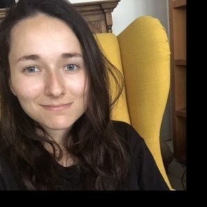Capucine - Prof de commentaire de texte - Paris