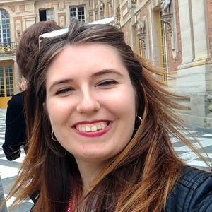ROXANE - Prof de maths - Saint-Cyr-sur-Loire
