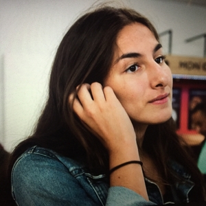 Lisa - Prof de philosophie - Paris