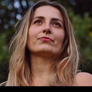 Ella - Prof d'anglais - Le Roc-Saint-André