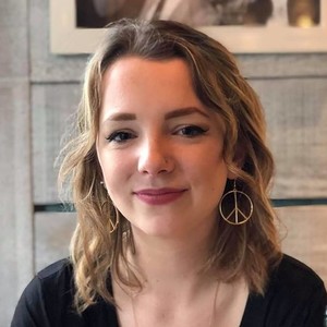 Phoebe - Prof d'anglais - Lyon
