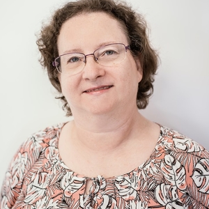 Corinne - Prof de couture - Saint-Germain-la-Blanche-Herbe