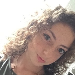 Charlotte - Prof d'aide aux devoirs - Bobigny