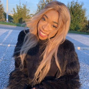 Fayida - Prof de compréhension orale - anglais - Montreuil