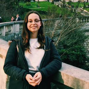 Léa - Prof d'aide aux devoirs - Paris