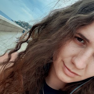 Luana - Prof de compréhension orale - portugais - Nice