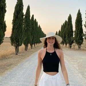 Valentina - Prof de compréhension orale - français - Montreal