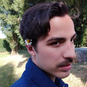 Paul - Prof de couture - Paris