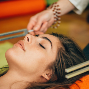 SONOTHÉRAPEUTE FORMATRICE - Prof de médecine alternative - Boulogne-Billancourt