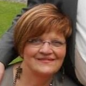 DOMINIQUE - Prof de couture - Soignies