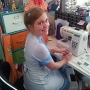 Juliette - Prof de couture - Paris