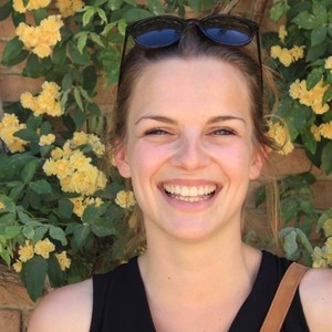 Lola - Prof de fle - français langue étrangère - Mons