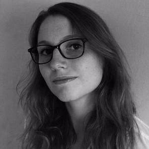 Axelle - Prof de photoshop - Thuir