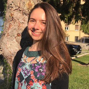 Lara - Prof de portugais brésilien - Ecublens