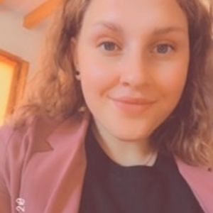 Coralie - Prof d'aide aux devoirs - Saint-Germain-Laval