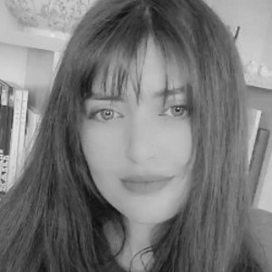 Simone - Prof de dessin - Bordeaux