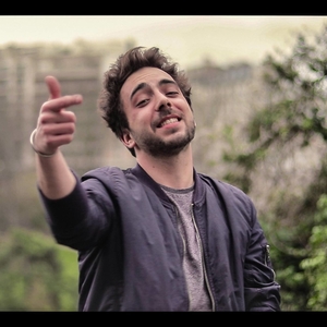 Lo - Prof de MAO - Paris