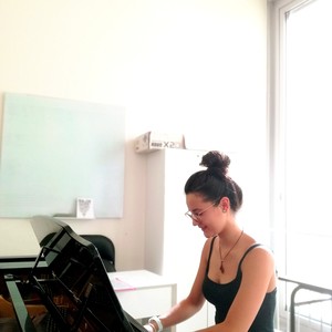 Julie - Prof de piano - Lyon