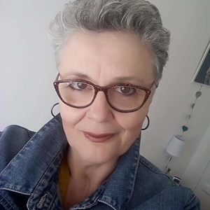 Sylvie - Prof d'arts plastiques - Paris