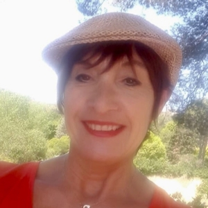 Elisabeth - Prof d'arts plastiques - Lançon-Provence