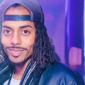 Davy - Prof de mix - dj - Paris