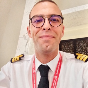 Elyes - Prof d'aviation - Lyon 3e