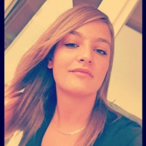 Claire - Prof d'initiation informatique - Saint-Geneys-près-Saint-Paulien
