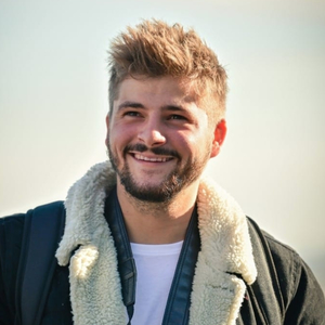 Alexis - Prof de graphisme - Lyon