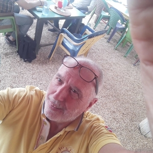 Michel - Prof de droit des affaires - Perpignan
