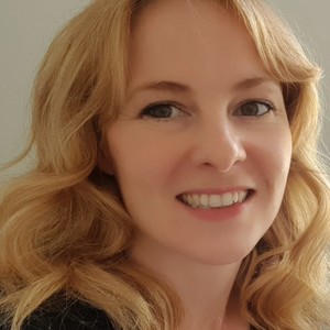 Lauriane - Prof de droit - Nice