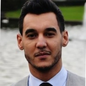 Slim - Prof de droit - Paris