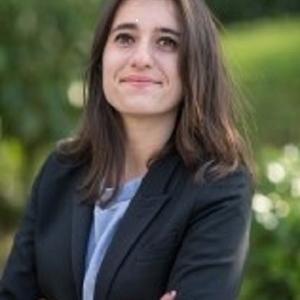 Pauline - Prof de droit européen - Paris