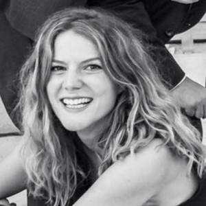 Fiona - Prof de droit - Paris