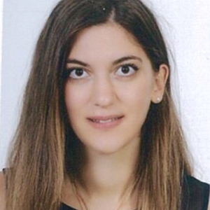 Martha - Prof de grec moderne - Paris
