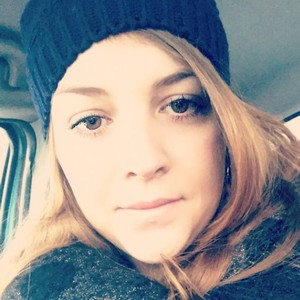 Marie - Prof d'aide aux devoirs - Maing