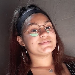 Anaïs - Prof d'aide aux devoirs - Nérondes